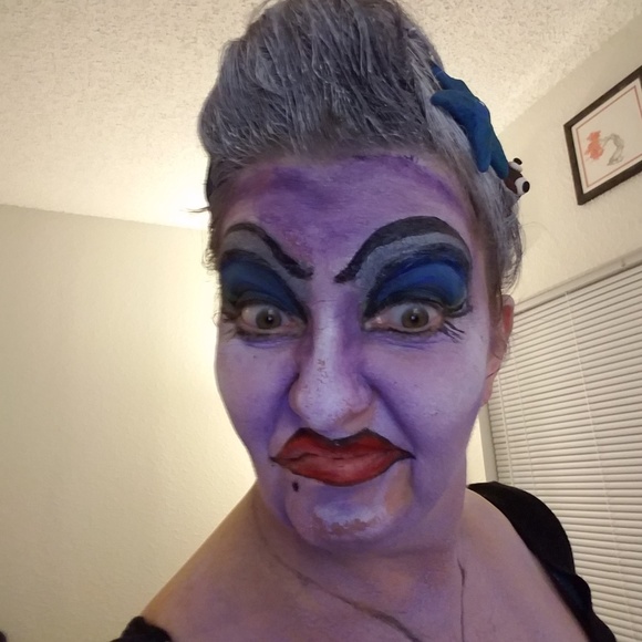 Meet your Posher, Kristen! - Picture 4 of 6